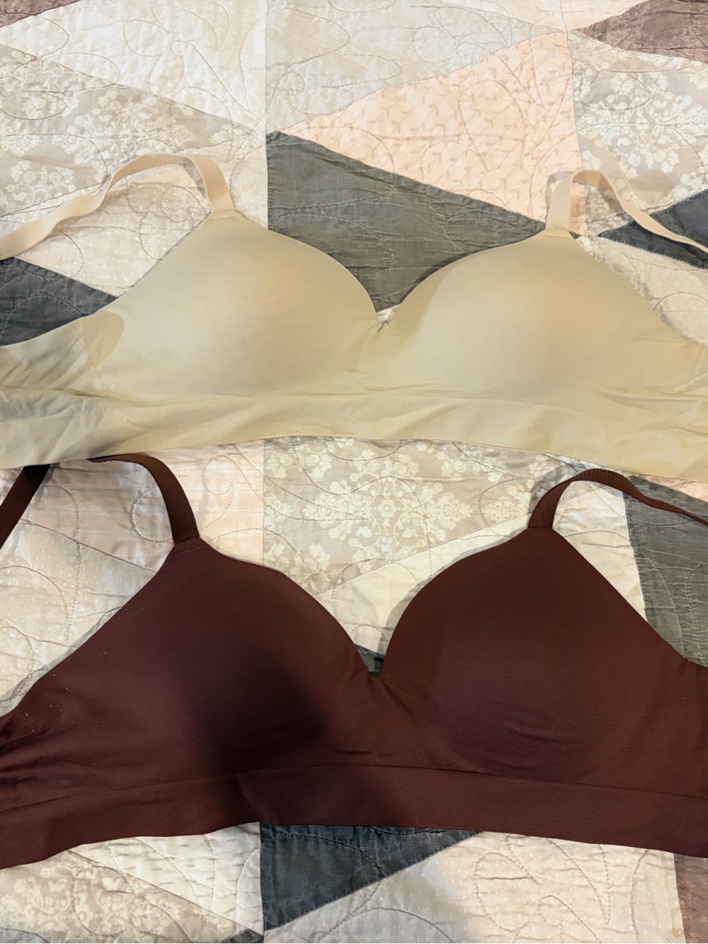 Women’s TrueKind -M- Seamless Comfort Wireless Bra - Beige and Chocolate